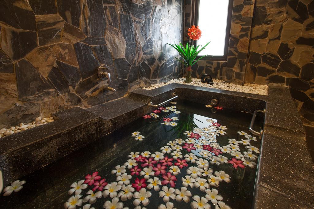 The Privacy Beach Resort & Spa Sam Roi Yot Buitenkant foto