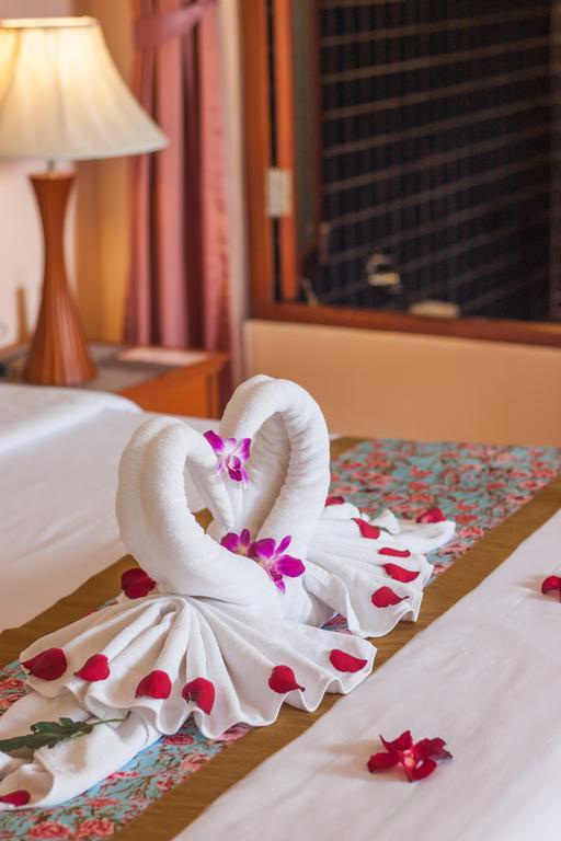 The Privacy Beach Resort & Spa Sam Roi Yot Buitenkant foto